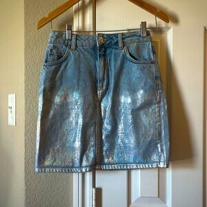 TopShop MOTO Size 4 Denim Gradient Shiny Skirt (measurements on description)